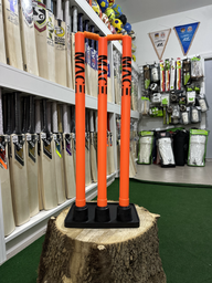 [MACE10420001] MACE Plastic Stumps With Rubber Base