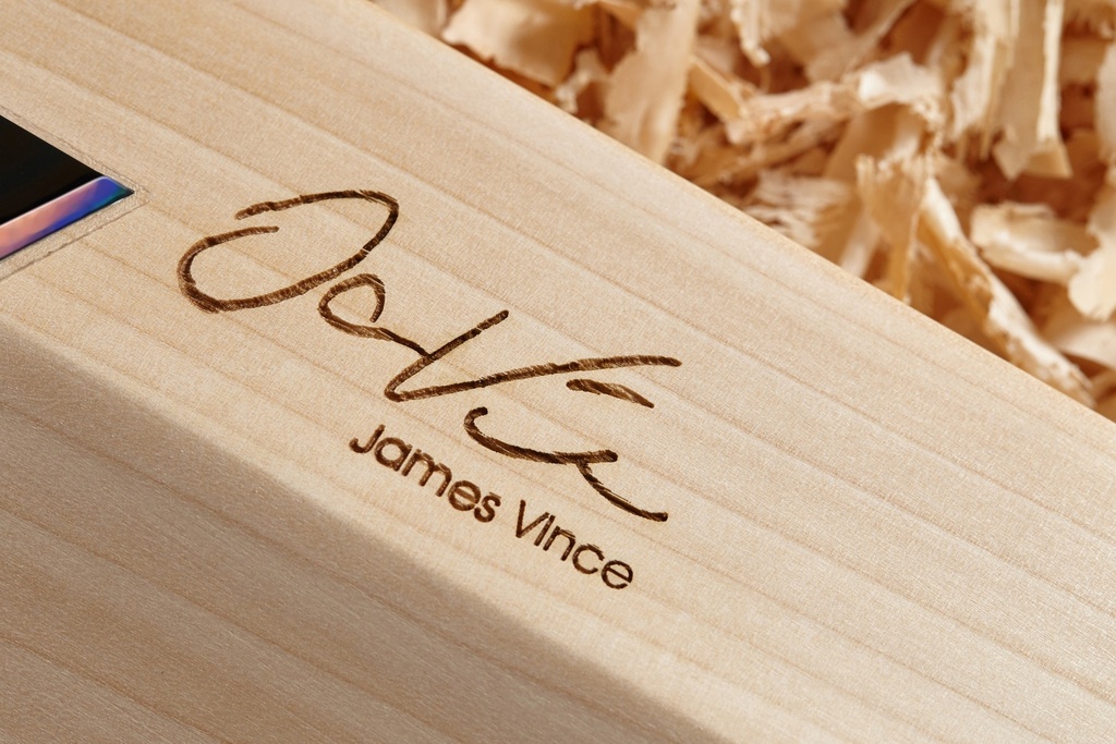 GM James Vince Players Edition Cricket Bat