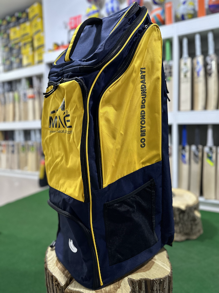 MACE Premium Duffle Cricket Kit Bag